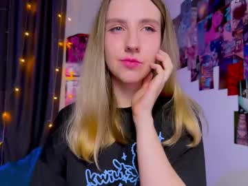 Hotarutomo Chaturbate stream image from May 22, 2025