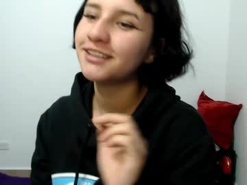 Lunadaddy33 Chaturbate stream image from May 22, 2025