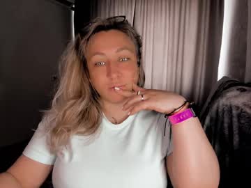 Foxxxy__Lady Chaturbate stream image from May 22, 2025