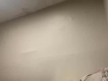 Lushuslucy Chaturbate stream image from May 22, 2025