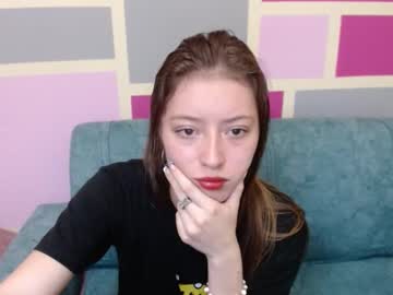 Shelsyzevee_ Chaturbate stream image from May 22, 2025