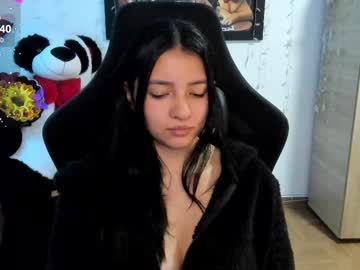 Andrea_Bonnie Chaturbate stream image from May 22, 2025
