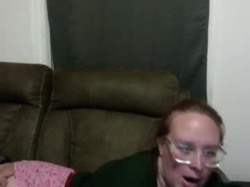 Comenplay401 Chaturbate stream image from May 22, 2025