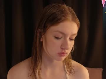 Elsacarterr Chaturbate stream image from May 22, 2025