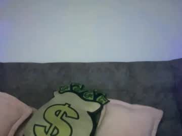 Mila_Paramo Chaturbate stream image from May 22, 2025
