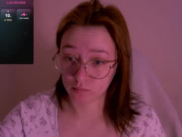 Zara_Golden Chaturbate stream image from May 22, 2025