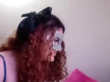 Luanathebest Chaturbate stream image from May 22, 2025