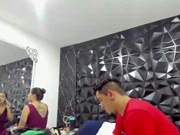 Roxyandaron Chaturbate stream image from May 22, 2025
