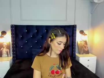 Ema_Moon Chaturbate stream image from May 22, 2025