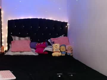 Holy_Juli_ Chaturbate stream image from May 22, 2025