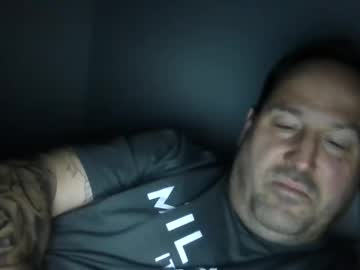 Bigteddybear112 Chaturbate stream image from May 22, 2025