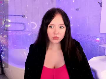 Krishorant Chaturbate stream image from May 22, 2025