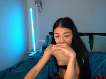 Fatalenellie Chaturbate stream image from May 22, 2025