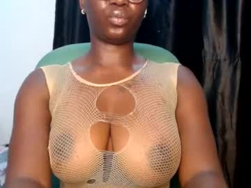 Sexy_Pearl12 Chaturbate stream image from May 22, 2025