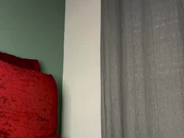 Sexfriendch Chaturbate stream image from May 22, 2025