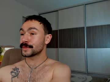 Enen_Glo Chaturbate stream image from May 22, 2025