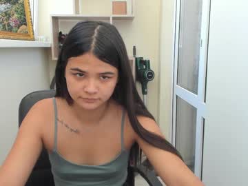 Loral_Angel Chaturbate stream image from May 22, 2025