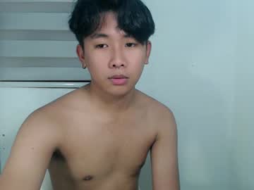 Totalbabe1x Chaturbate stream image from May 22, 2025