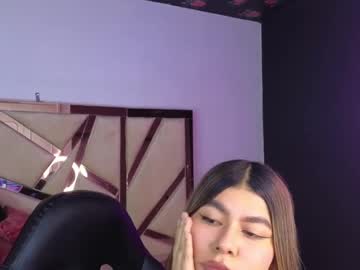 Emmalee_A Chaturbate stream image from May 22, 2025