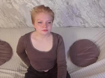 Beatrice_Les Chaturbate stream image from May 22, 2025