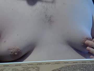 Boychubbyfox Chaturbate stream image from May 22, 2025