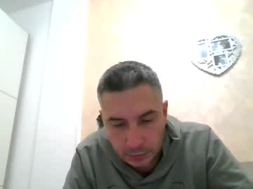 Marco111088 Chaturbate stream image from May 22, 2025