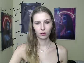 Stranger_Giirl Chaturbate stream image from May 22, 2025