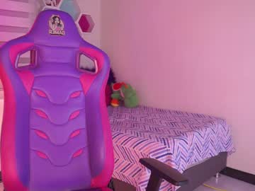Daylin_Moore Chaturbate stream image from May 22, 2025
