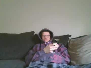 Doubiedude Chaturbate stream image from May 22, 2025