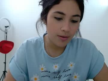 Inocentheaven Chaturbate stream image from May 22, 2025