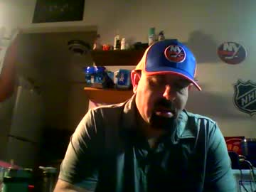 Nyisles00 Chaturbate stream image from May 22, 2025