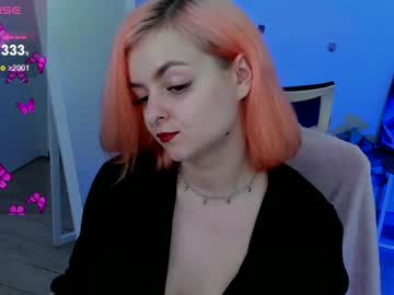 Red_Bestie_ Chaturbate stream image from May 22, 2025