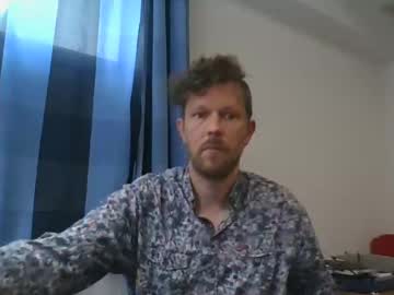 35chris Chaturbate stream image from May 22, 2025