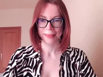 Eva_Cutesmile Chaturbate stream image from May 22, 2025