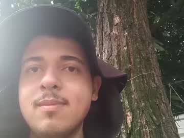 Tchelovisk Chaturbate stream image from May 22, 2025