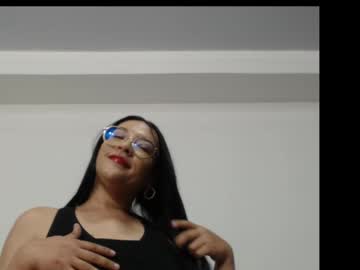 Valenfiorinni Chaturbate stream image from May 22, 2025