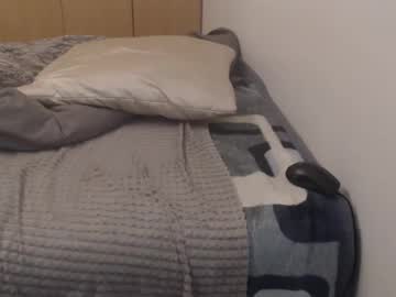 Xxxbustybabe27x Chaturbate stream image from May 22, 2025