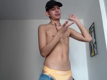 Im_Davo23 Chaturbate stream image from May 22, 2025