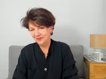 Lynettedesire Chaturbate stream image from May 22, 2025
