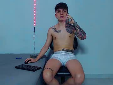 Mike777jr Chaturbate stream image from May 22, 2025