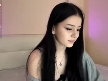 Randiburt Chaturbate stream image from May 22, 2025