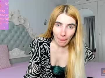 Devoenrose Chaturbate stream image from May 22, 2025