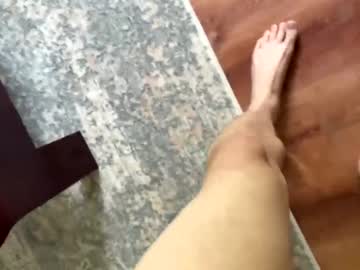 Underyourcommandnew1 Chaturbate stream image from May 22, 2025