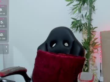 Iamevaaa Chaturbate stream image from May 22, 2025