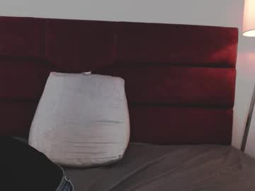 Sarasaenz_99 Chaturbate stream image from May 22, 2025