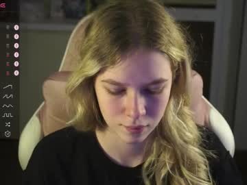 Soft_Kate Chaturbate stream image from May 22, 2025
