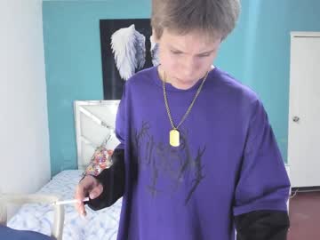 Blondie_Lover69 Chaturbate stream image from May 22, 2025