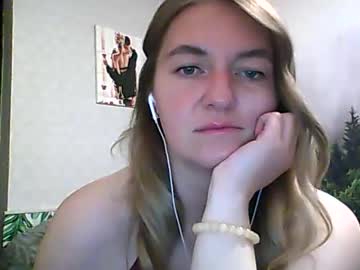 Candyolime Chaturbate stream image from May 22, 2025
