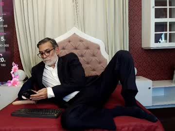 Lukecrews Chaturbate stream image from May 22, 2025