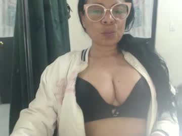 Mmaturemessy Chaturbate stream image from May 22, 2025